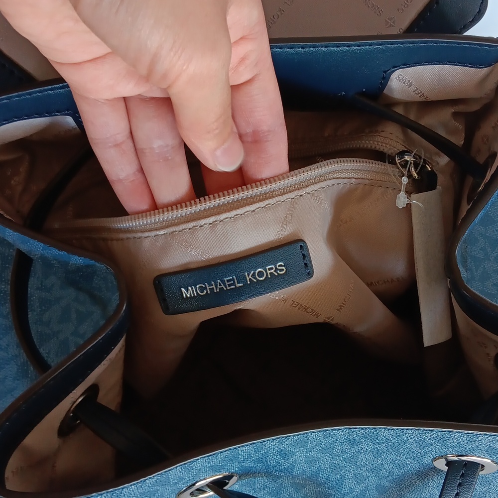 Michael kors Jet set large logo backpack - Picture 10 of 16
